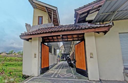 Kalimantan Hotel | Hotel O Wisma Aluh AmbakNearPantai batu lima Asbullah tmbngn