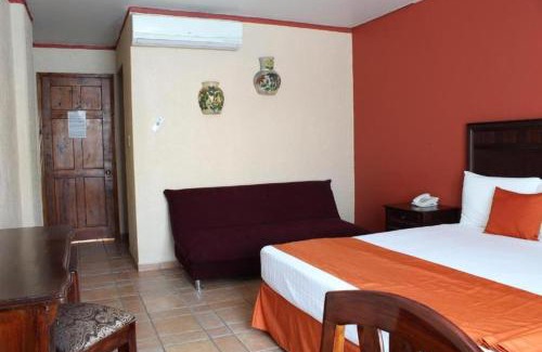 Calzada Madero Hotel | Hotel Oaxaca Dorado