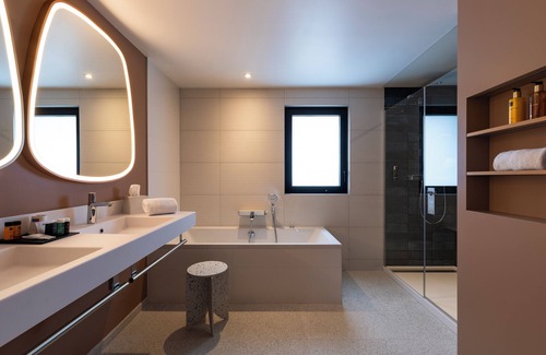 Courtoisville-Sillon-Moka Hotel | Hotel Oceania Saint Malo