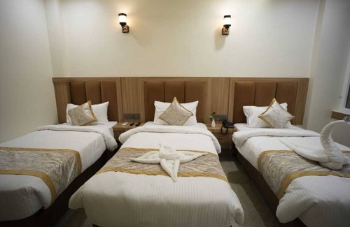 Sigra Hotel | Hotel Om Villa