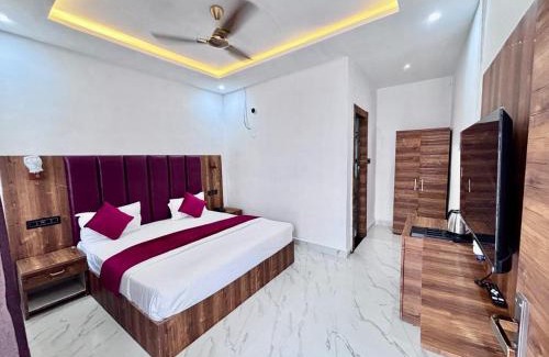 Faizabad Hotel | Hotel Omkar Palace
