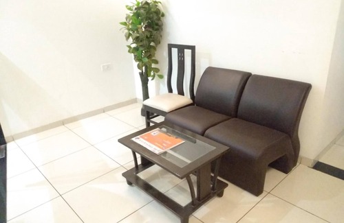 Ahmedabad City Centre Hotel | Hotel One up
