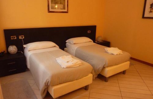 Trecasali Hotel | Hotel Padus Meublè Parma