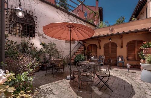Pietrasanta Hotel | Hotel Palagi