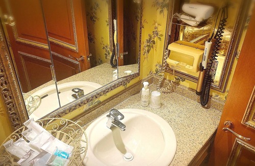 Toyonaka Hotel | Hotel Palais de Fleurs - Adults Only