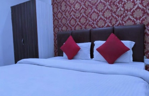 Una Hotel | Hotel Paras Una