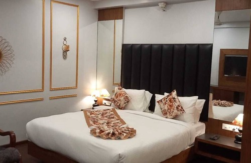 Purnia Hotel | Hotel Park Square