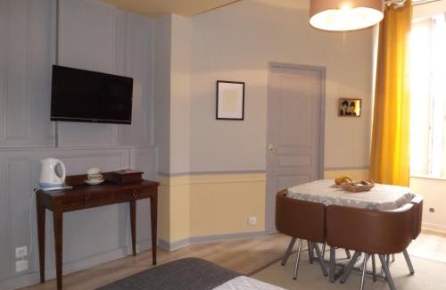 Centre ville - Urbanistes Bed & Breakfast | HOTEL particulier LARIBOISIERE