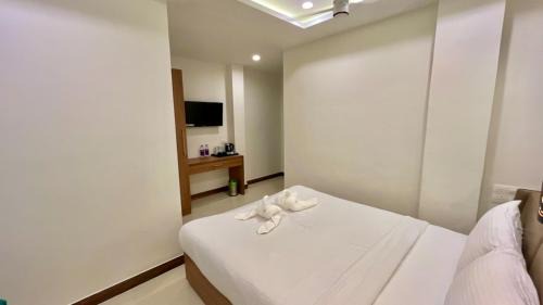 Shenoys Hotel | Hotel Pearl Palace