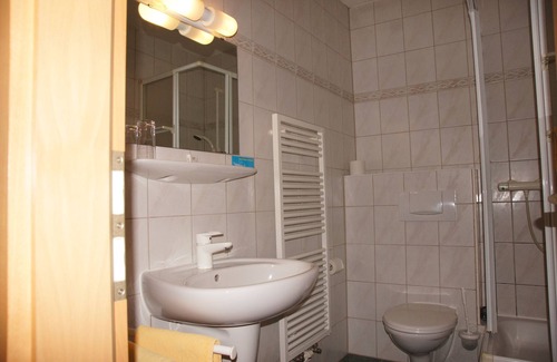 Großerkmannsdorf Hotel | Hotel & Pension Müllers Gasthof