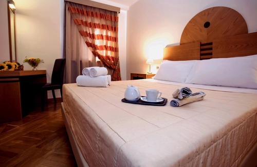 Ponte Pattoli Hotel | Hotel PentHouse