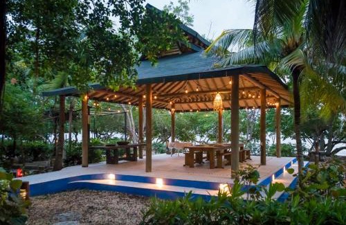 Bocachica Bed & Breakfast | Hotel Playa Manglares Isla Baru