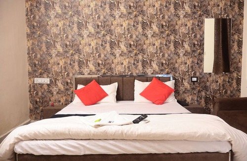 Bhopal Hotel | Hotel Prem Palace