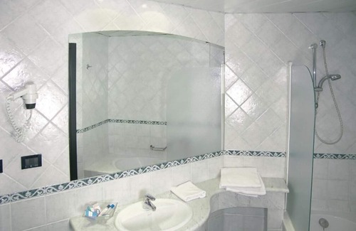 Correggio Hotel | Hotel President