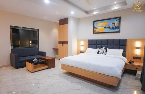 Bolangir Hotel | Hotel Radhika Regency
