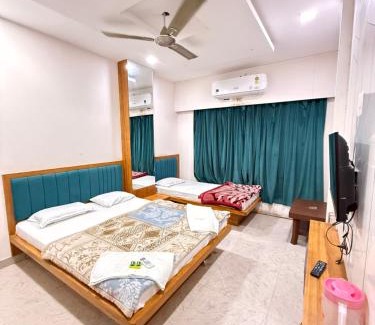 Ujjain Hotel | Hotel Raghuveera Palace