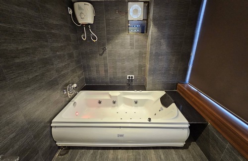 Ahmedabad Hotel | Hotel Rd's