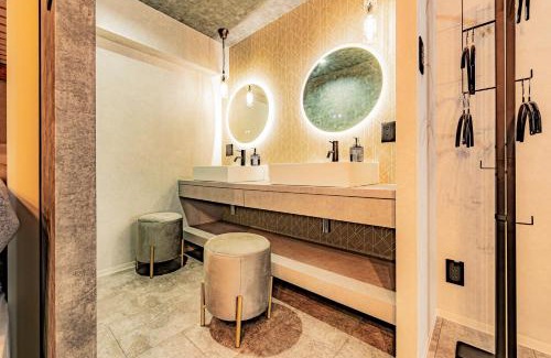Tenjin Apartment | Hotel Reference Tenjin BASE