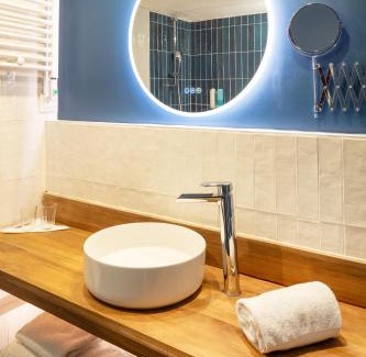 Porquerolles Hotel | Hotel Residence Les Medes