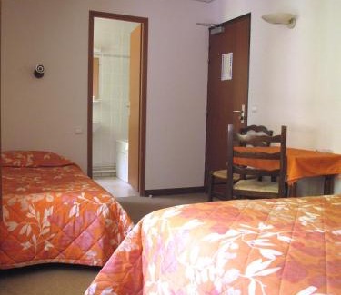 Veyrier-du-Lac Hotel | Hotel Restaurant - Acacias Bellevue