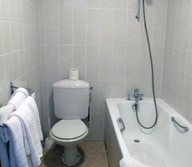 Veyrier-du-Lac Hotel | Hotel Restaurant - Acacias Bellevue