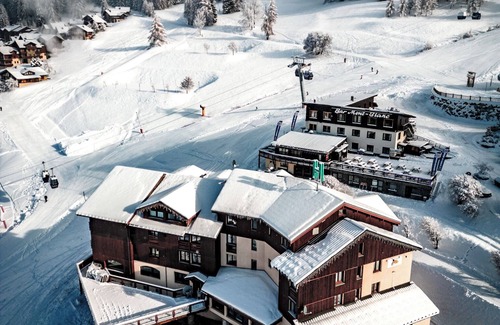 Vallandry Apartment | Hotel* Restaurant & Bar in the heart of Peisey-Vallandry at the foot of the slopes