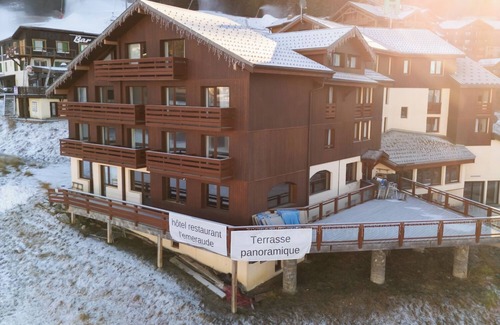 Vallandry Apartment | Hotel* Restaurant & Bar in the heart of Peisey-Vallandry at the foot of the slopes