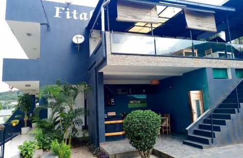 Analavory Hotel | Hotel Restaurant Fitahiana Logde Ampefy - Site 1 Andakana