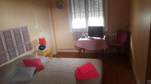 Chouze-sur-Loire Hotel | HOTEL RESTAURANT Bar LA KAHINA