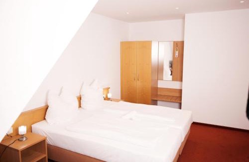 Hilsbach Hotel | Hotel Restaurant Zehntscheune