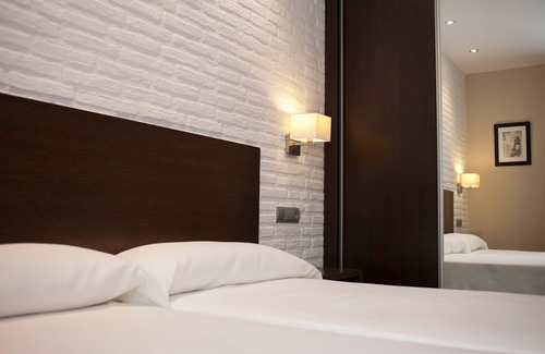 Casabermeja Hotel | Hotel Restaurante El Corte