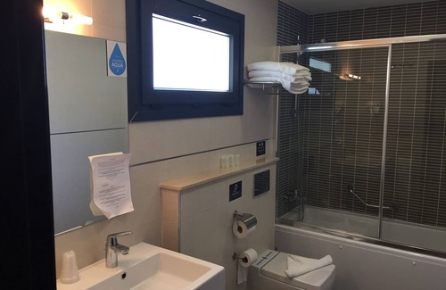 Casabermeja Hotel | Hotel Restaurante El Corte