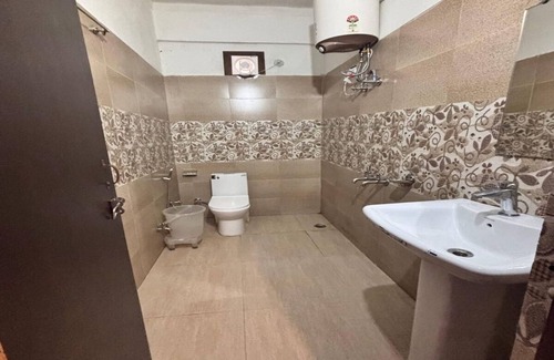 Badrinath Hotel | Hotel River View