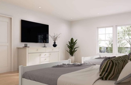Cliff Walk Apartment | Hotel Room - 2 Queens