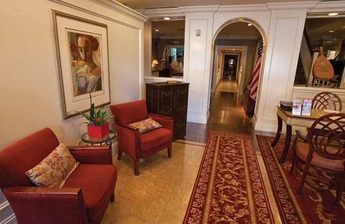 Fillmore District Condo | Hotel Room Performing Arts Venues Theater Lover!