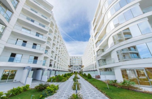 Corniche Road-Dahar Hotel | Hotel room Scandic Resort