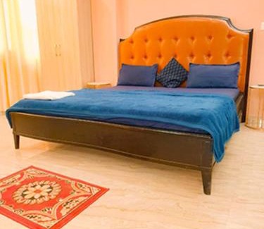 South West Bed & Breakfast | Hotel Rose In Dwarka 8 Sec