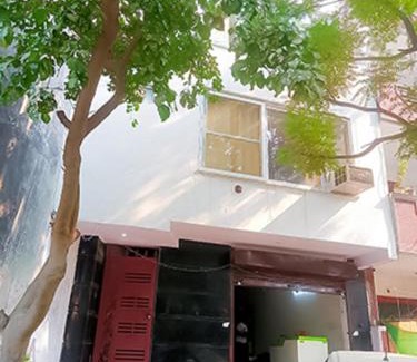 South West Bed & Breakfast | Hotel Rose In Dwarka 8 Sec