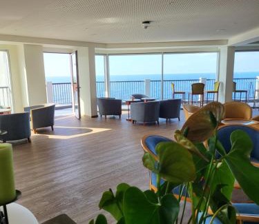 Canico Hotel | Hotel Royal Orchid