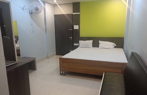 Police Bazar Hotel | HOTEL ROYAL RESIDENCY