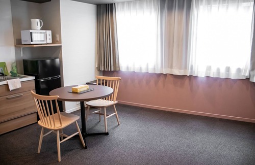 Naniwa Apartment | Hotel S-Presso West