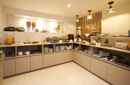 Zona Rosa Hotel | Hotel Saint Simon