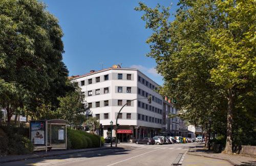 Santiago de Compostela Hotel | Hotel San Lázaro