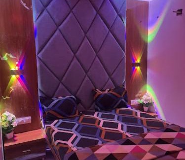 Ahmedabad House | Hotel Sanskar Home Stay Ahmedabad