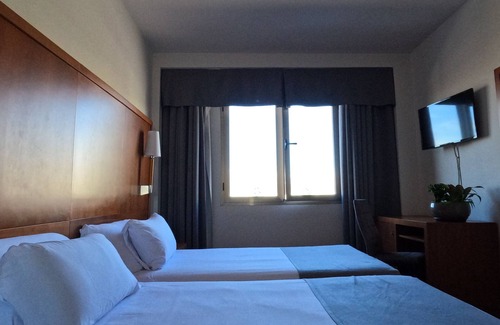 Genil Hotel | Hotel Saylu
