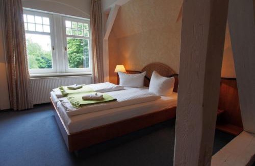 Derenburg Hotel | Hotel Schlossvilla Derenburg