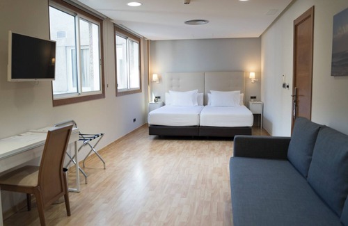 Vigo Hotel | Hotel Sercotel Tres Luces