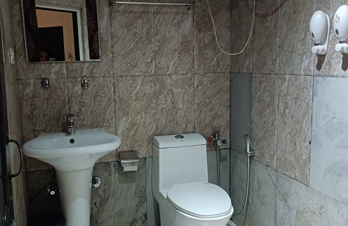 Police Bazar Hotel | Hotel Serene