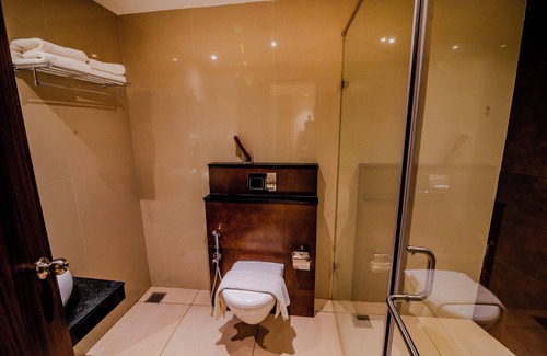 North Paravur Hotel | Hotel Seven Lights