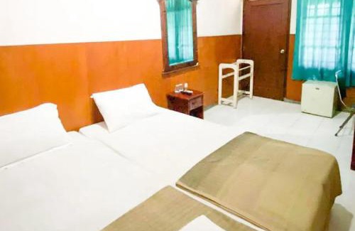 Surabaya House | Hotel Shabine Rungkut Mitra RedDoorz